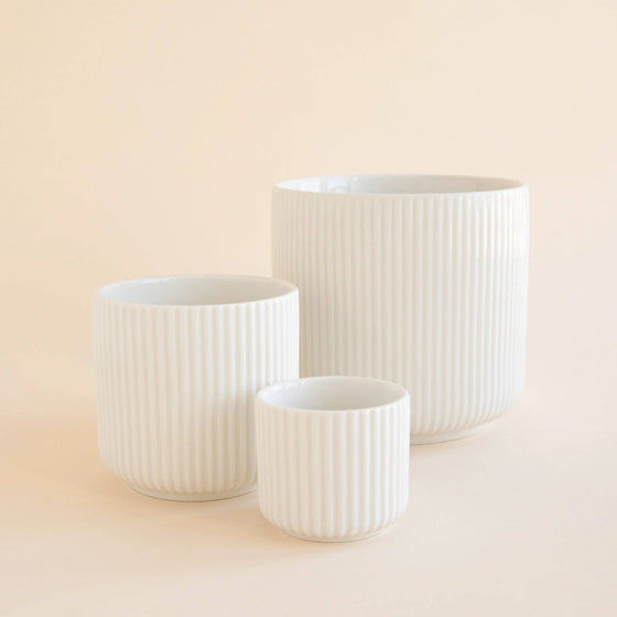 Lucy Pot | White : 4.5 inch