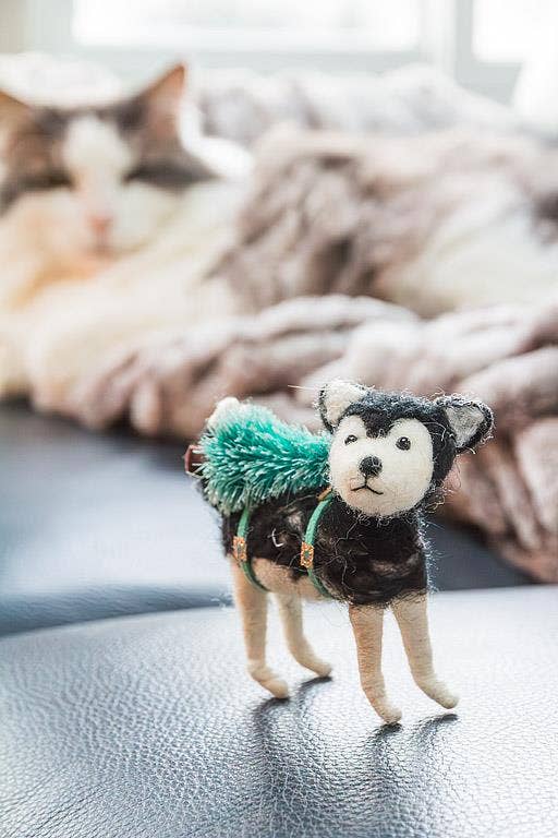 Husky with Tree Ornament-5"L